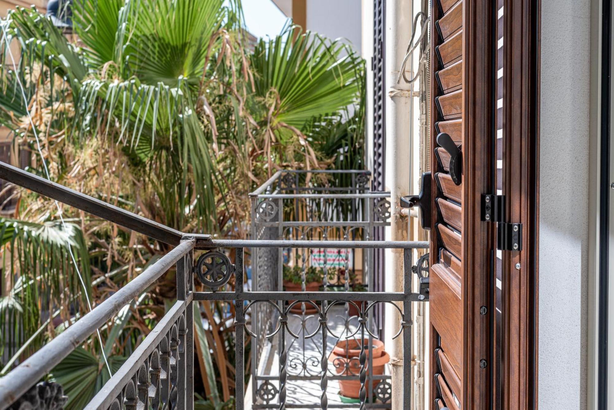 I Mori-Holiday Apartment Palermo Eksteriør bilde